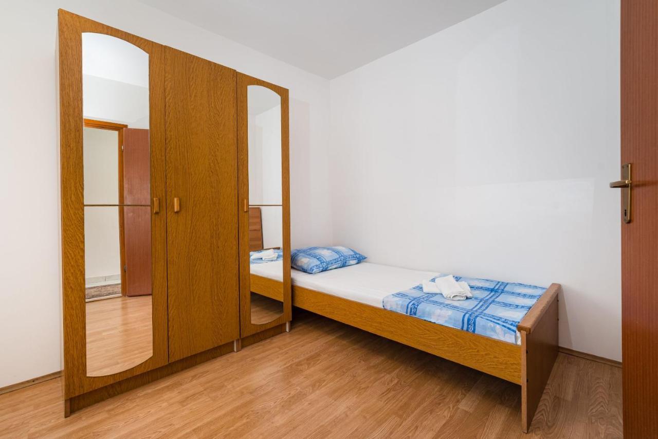 Nice Apartment Silvia 诺瓦利娅 外观 照片
