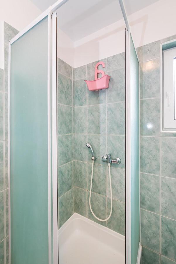 Nice Apartment Silvia 诺瓦利娅 外观 照片